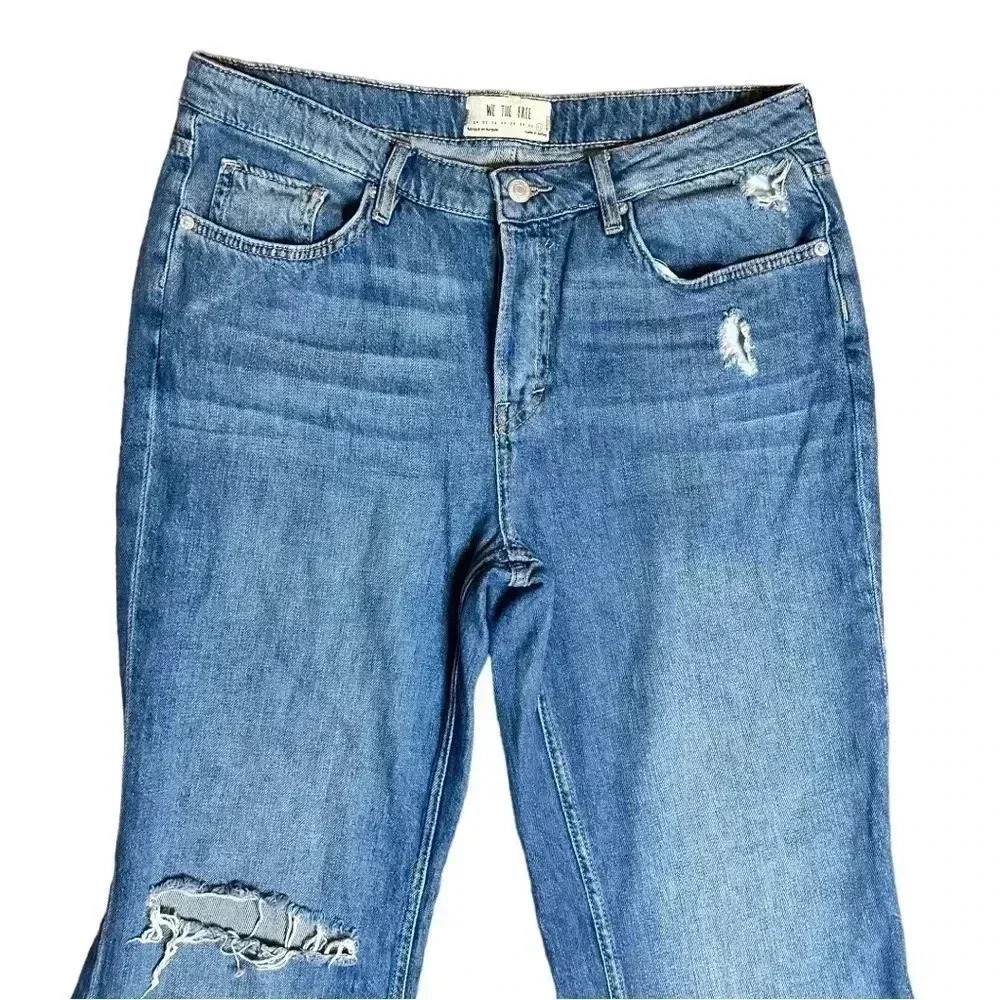 Free People We the Free Flare Leg Distressed Jeans Size 31 - Picture 2 of 8